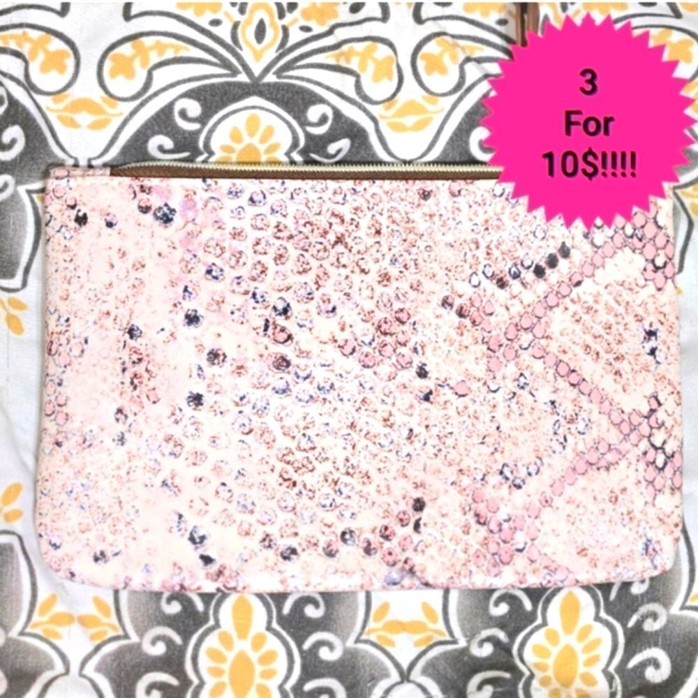 👝3/$10 Ipsy Cosmetic Bags